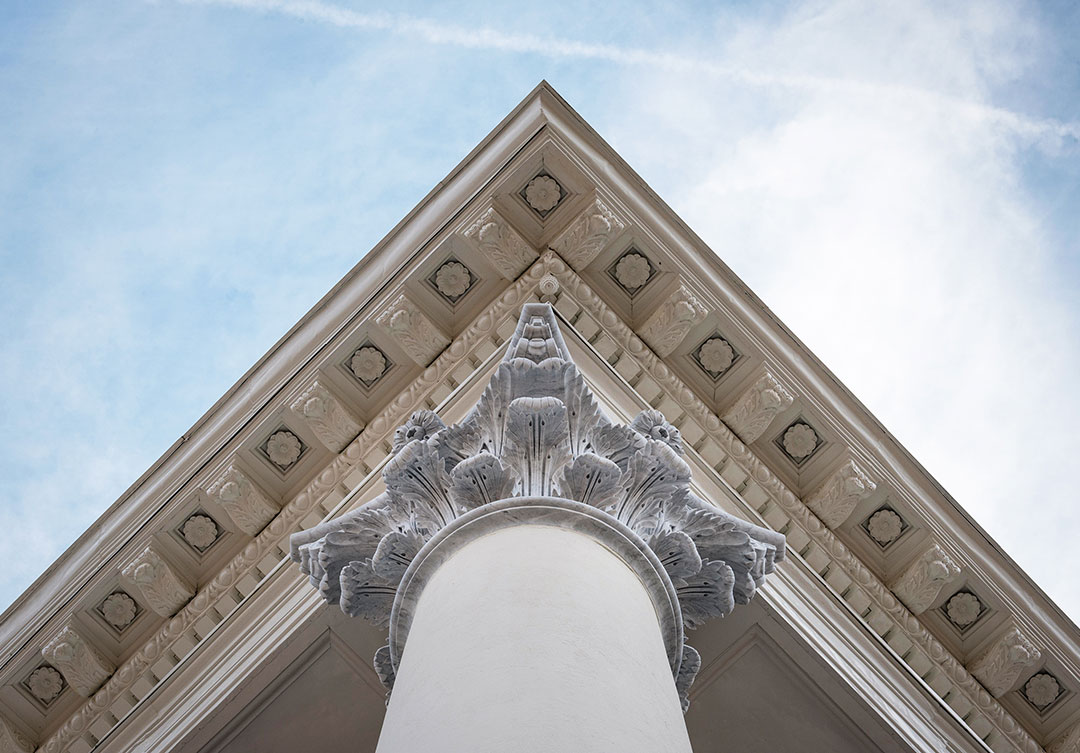 UVA Capital Rotunda with intricate stone design and precision craftsmanship by Rugo Stone.