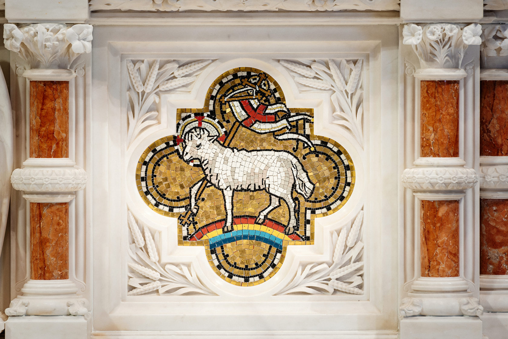Rugo Stone Marble Sanctuary Design – Natural Stone Design & Precision Stonework Fabrication for Liturgical Interiors